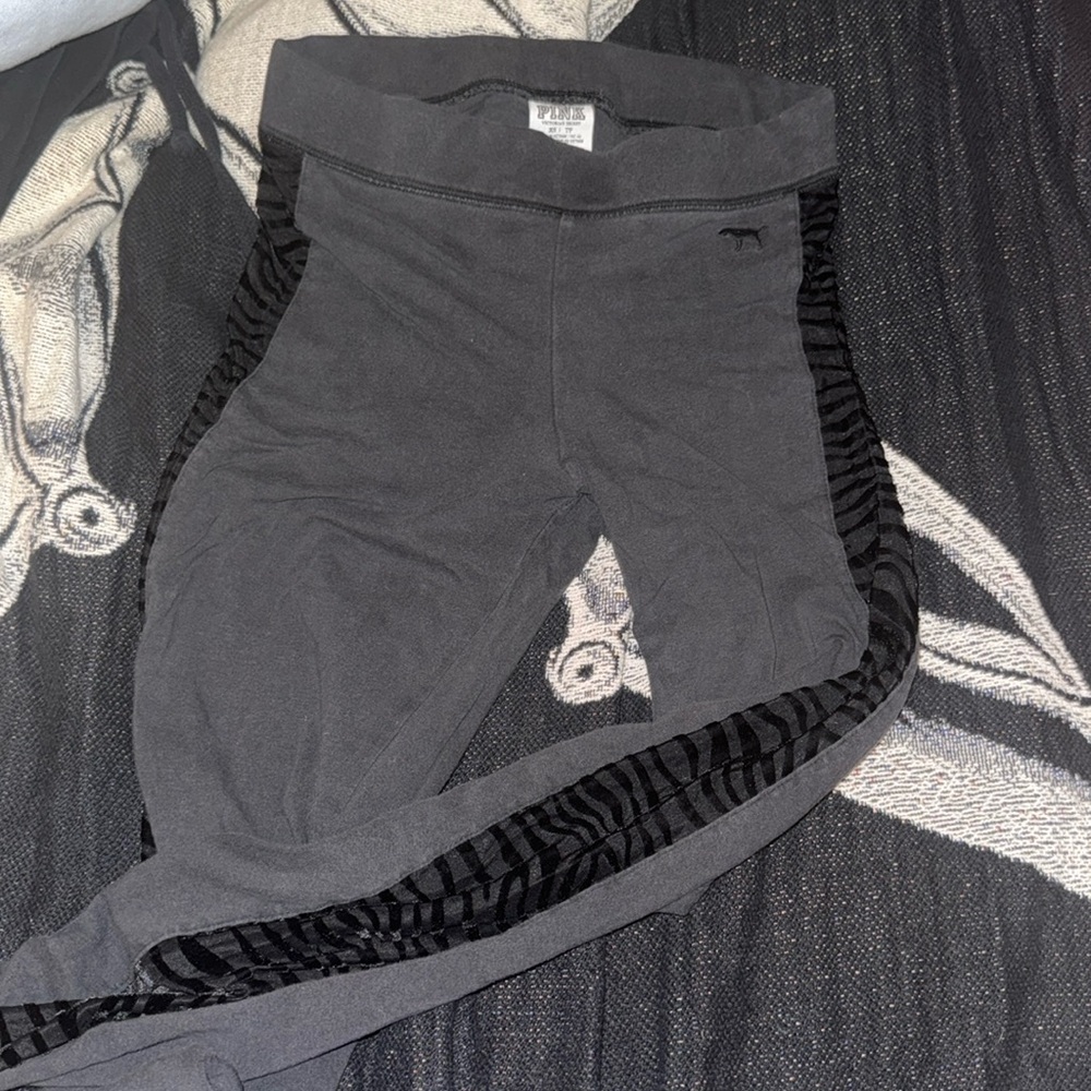 Victoria’s Secret leggings